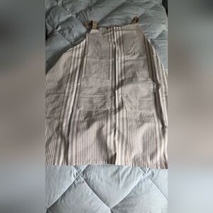 Sur La Table Striped Beige & White Apron with Front Pockets